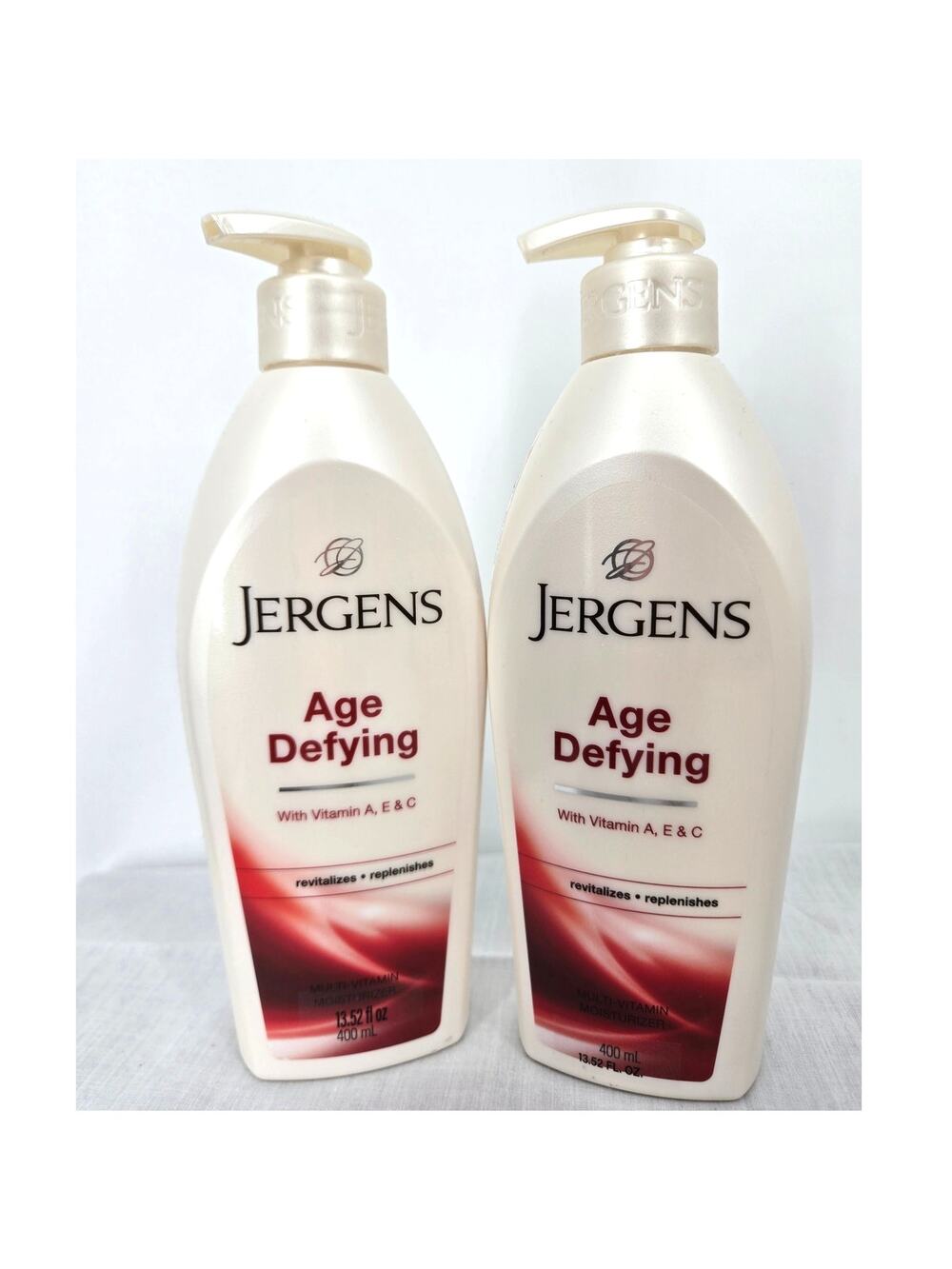 NEW Jergens Age Defying Multi Vitamin Moisturizer 400 mL 2pk